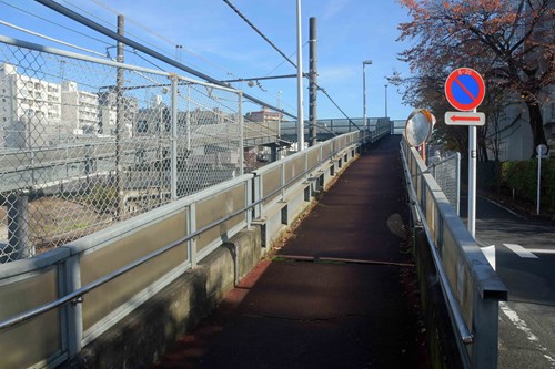 なかよしこ線橋(旧学園踏切)の写真