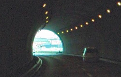 生鼻崎第二トンネルの写真