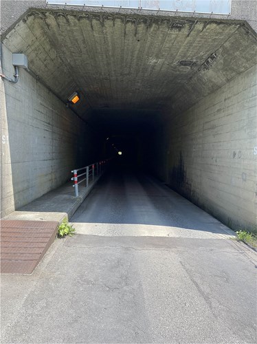 函館空港下のお化けトンネル(団助道路トンネル)の写真