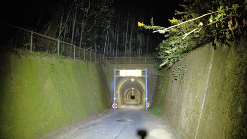 上坂隧道の写真